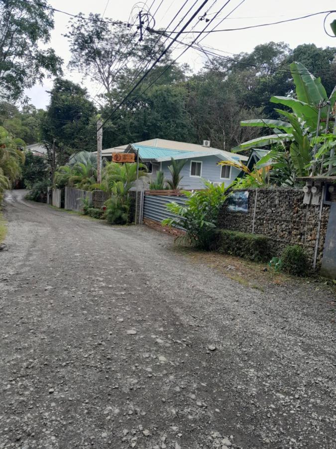 Hotel Casas Guaney Manuel Antonio Esterno foto